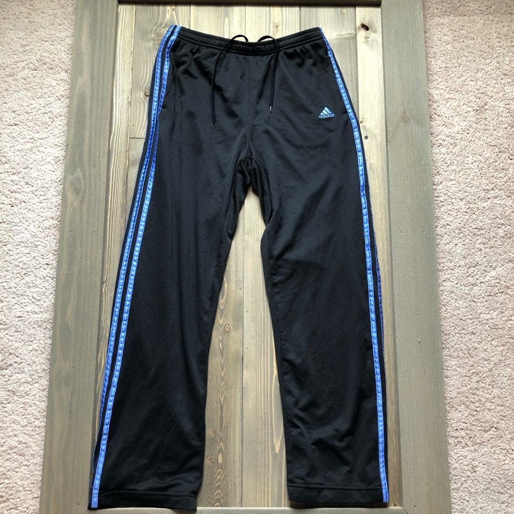 Adidas sweatpants